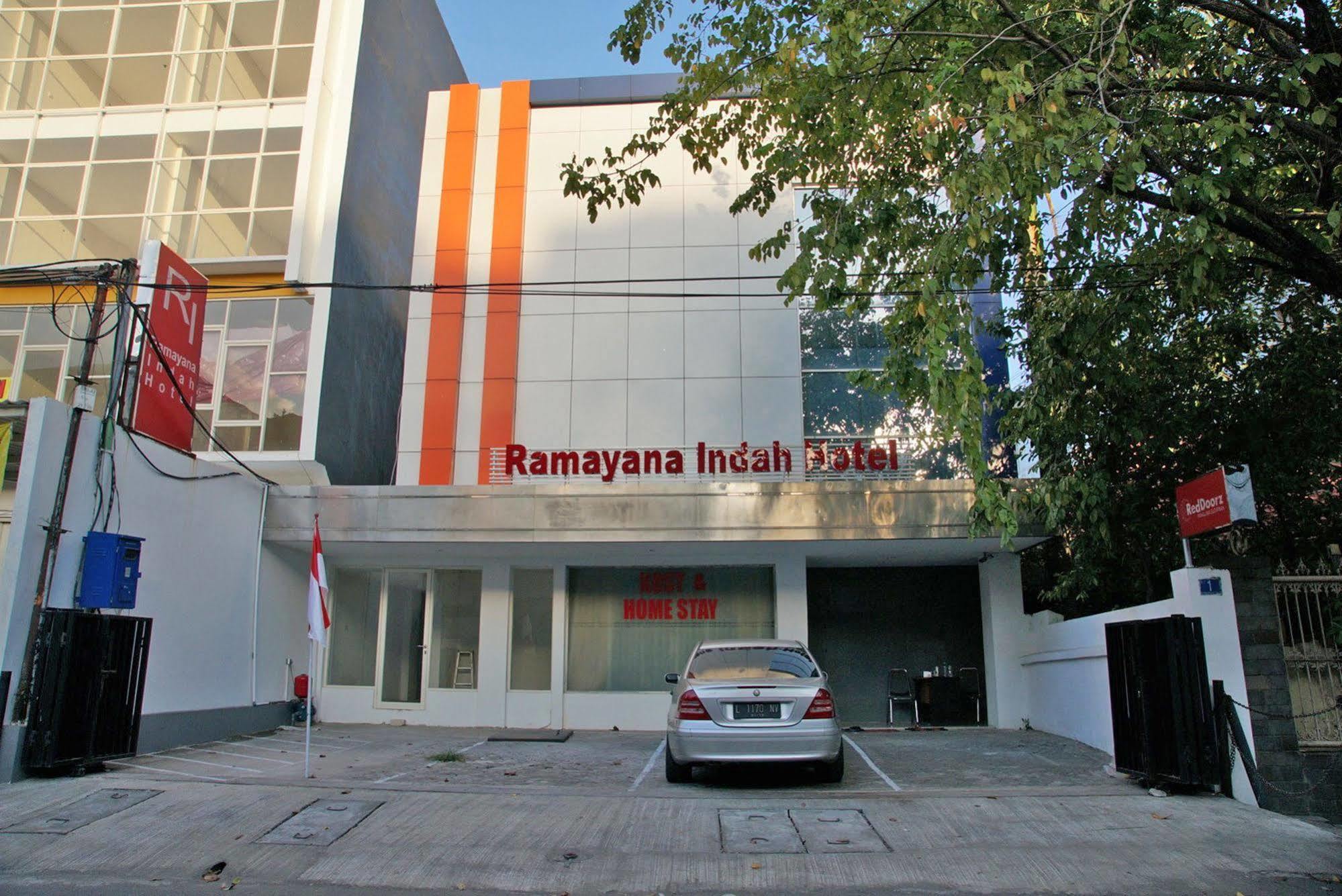 Reddoorz @ Panglima Sudirman Hotel Surabaya Exterior photo
